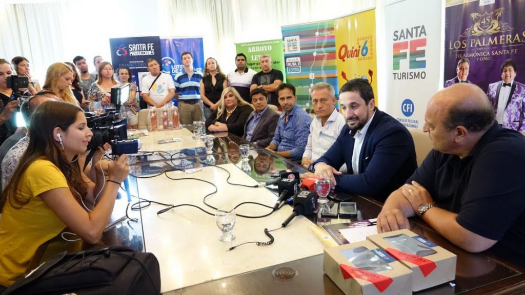 Santa Fe presentó su oferta turística en Villa Carlos Paz