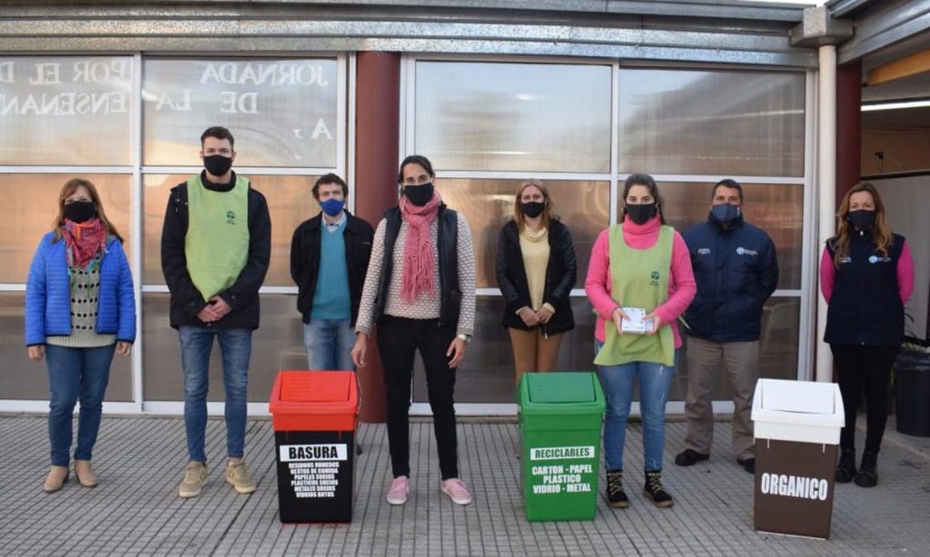 La escuela secundaria de Arroyo Aguiar realizó una jornada sobre reciclado y medio ambiente