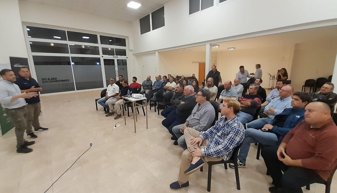 La Asociación Unión Tamberos convocó a productores para dialogar sobre pasturas y verdeos de invierno