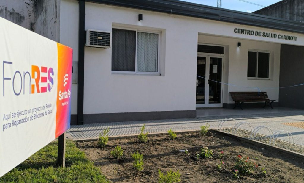 Se inauguraron las obras de renovación del centro de salud de la comuna de Candioti