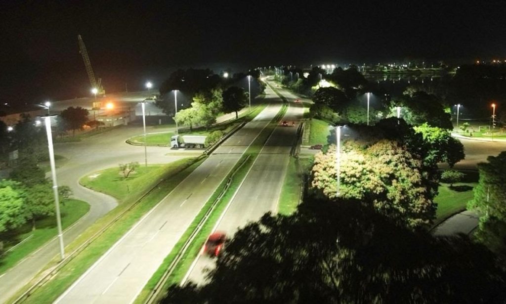 Avanza la nueva iluminación led en la avenida Circunvalación de Santa Fe