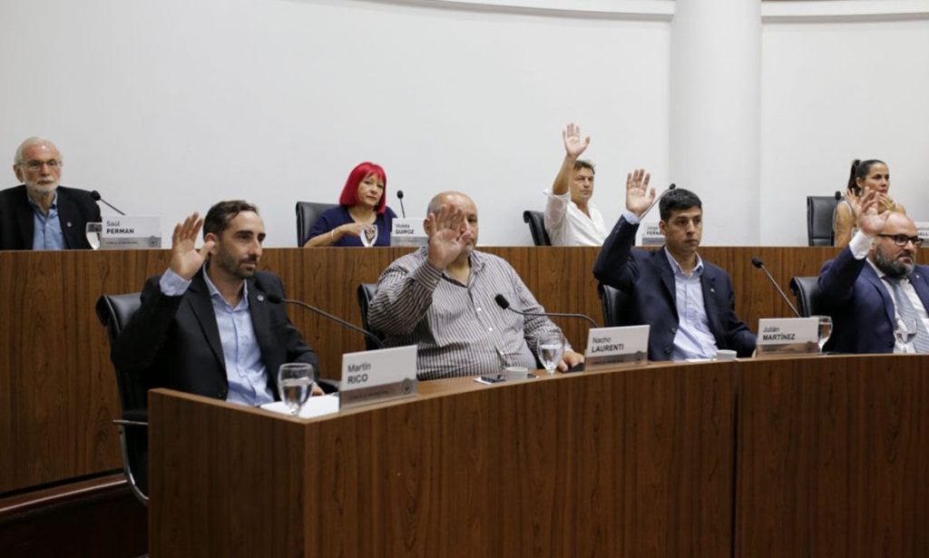 El Concejo Municipal de Santa Fe declaró la emergencia hídrica para la ciudad por pedido del intendente Poletti