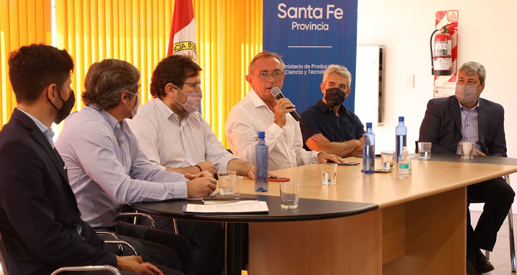 Funcionarios provinciales y nacionales mantuvieron una jornada de trabajo con el sector agroindustrial