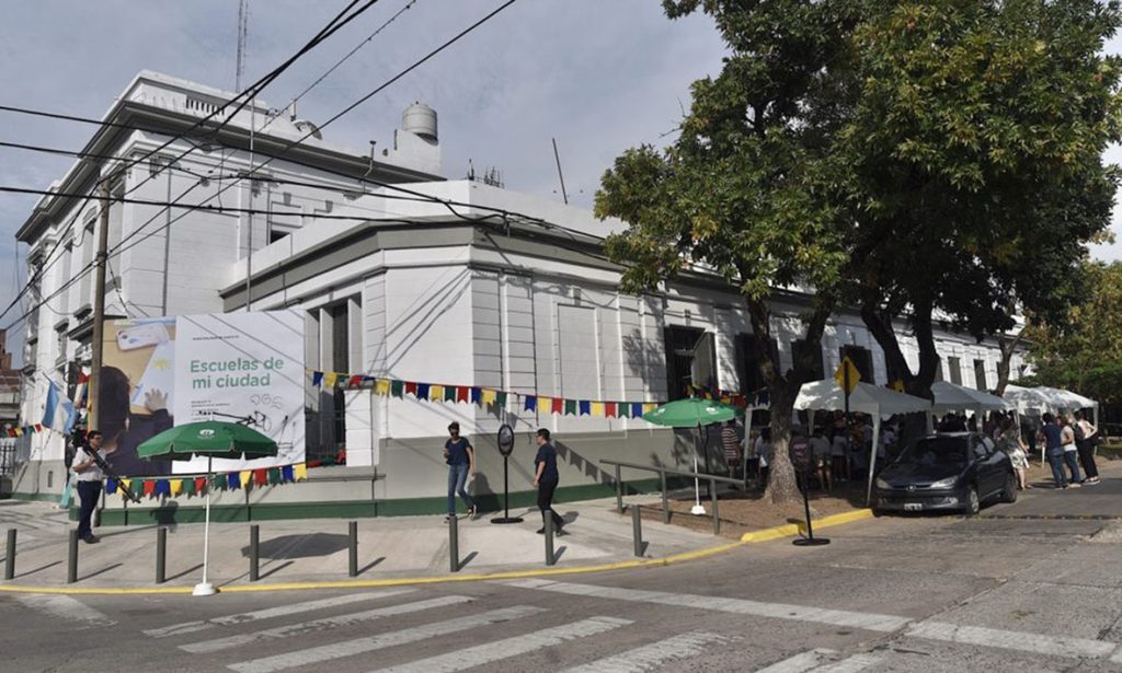 Fueron habilitadas las obras de infraestructura que se realizaron en la escuela Vélez Sarsfield de Santa Fe