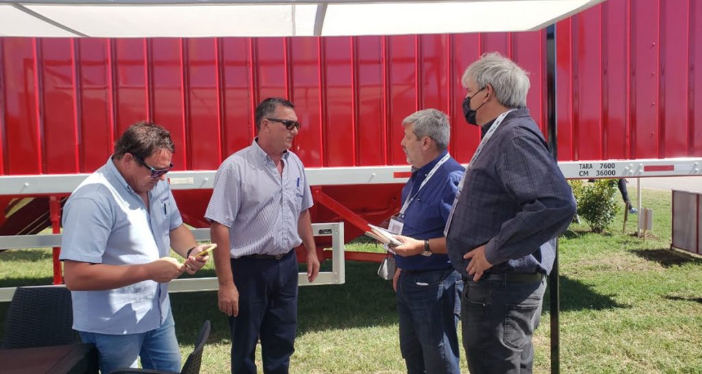 En Expoagro se realizaron más de 100 solicitudes de crédito para compra de maquinaria agrícola