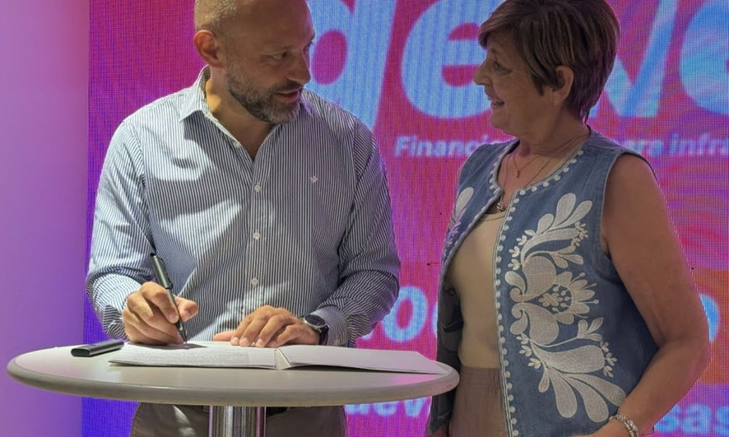 Durante Expoagro, el gobierno provincial firmó convenios por $331 millones para potenciar la infraestructura productiva de empresas