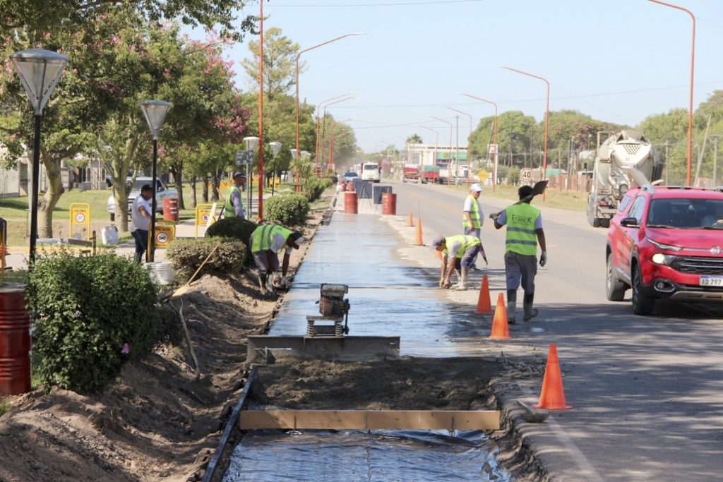 Con obras en los accesos la Comuna de Franck armoniza su vinculación con la Ruta Provincial Nº 6