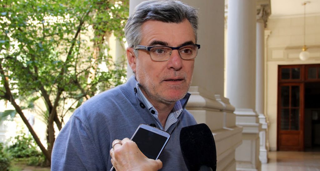 El gobierno provincial transfirió $700 millones del Fondo de Financiamiento Educativo para los municipios y comunas