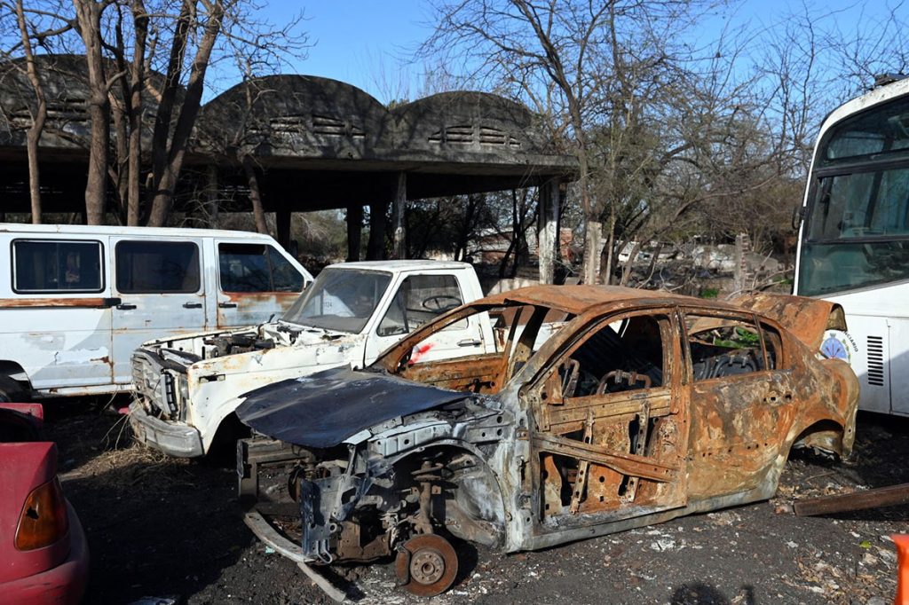 Unos 90 autos abandonados en la vía pública fueron trasladados al ex frigorífico de la ciudad de Santa Fe