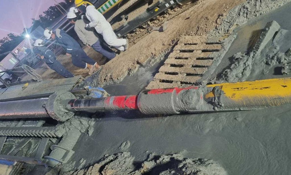 Finalizó con éxito el cruce de la laguna Setúbal del Gasoducto Gran Santa Fe