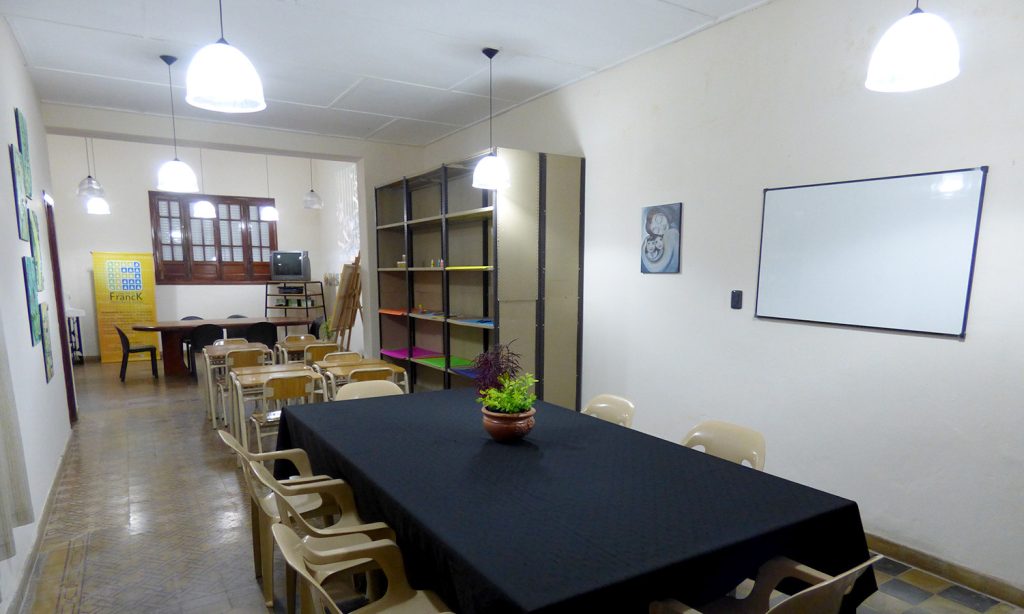 Franck: convocan a presentar proyectos educativos de la Escuela de Arte y Oficios