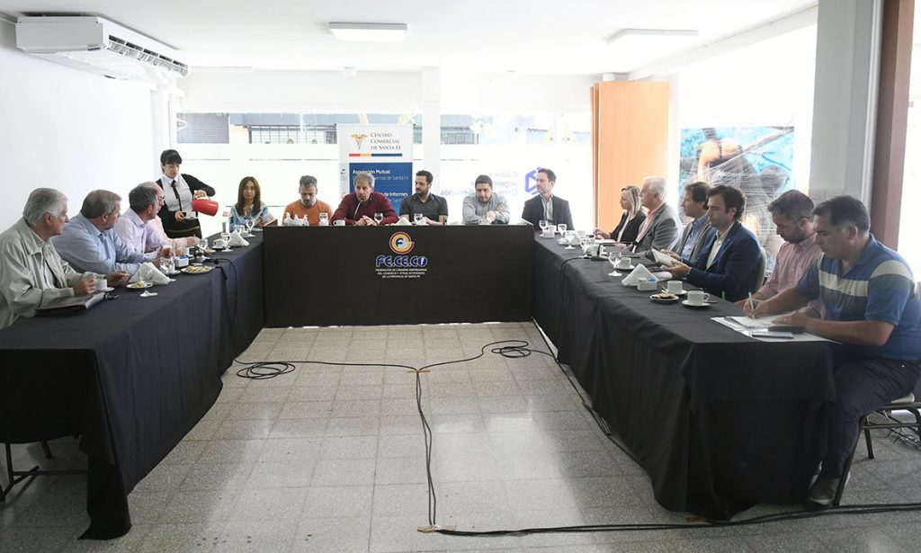 Jatón le presentó a la Mesa de Entidades Productivas el nuevo proyecto de ordenanza para la habilitación de negocios