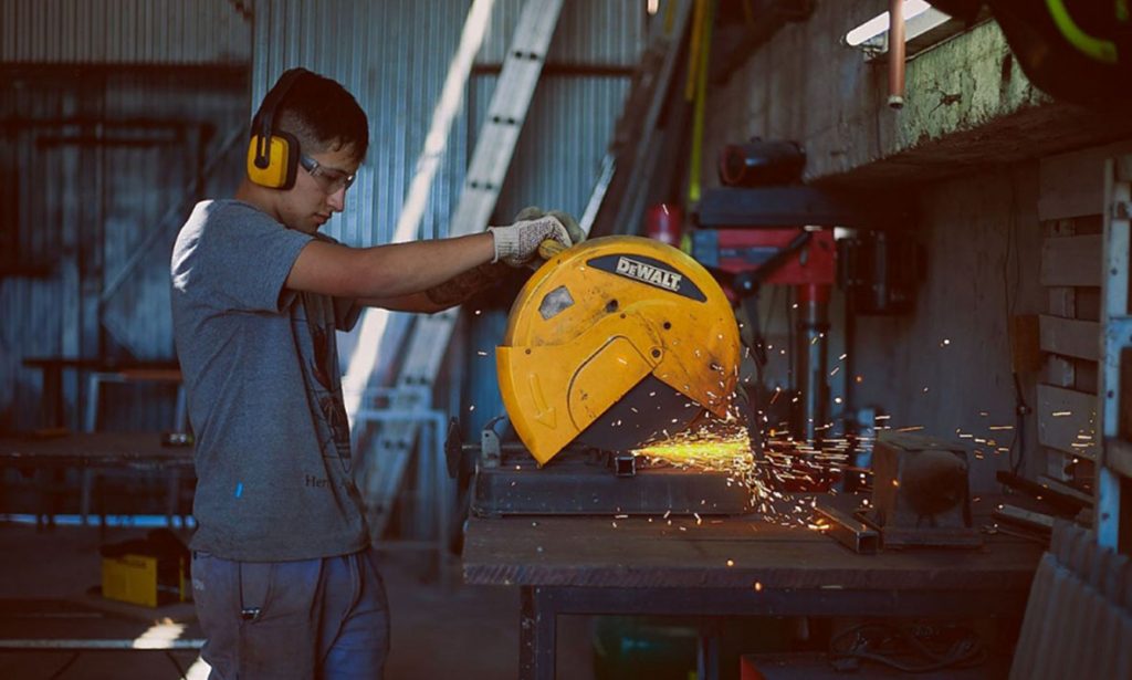 El gobierno provincial fomenta la inserción laboral de las y los jóvenes en más de 210 localidades