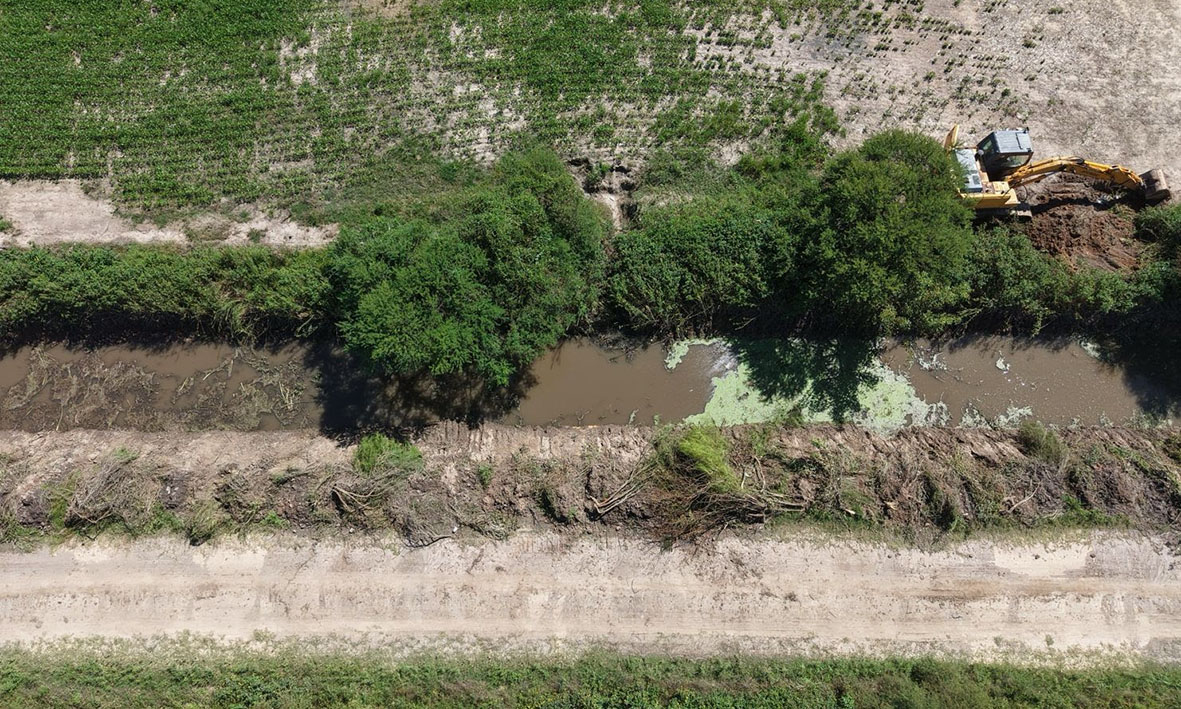 En el departamento La Capital refuerzan obras hídricas para optimizar la salida del agua tras lluvias intensas