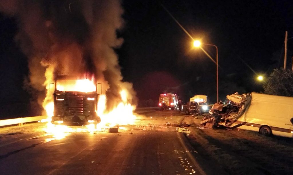 Impactante accidente de tránsito se produjo anoche en Ruta Nacional Nº 11 a la altura de Nelson
