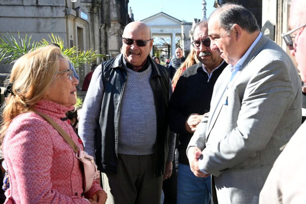 Trasladaron hacia Corrientes los restos de Mario Millán Medina, el cantor chamamecero
