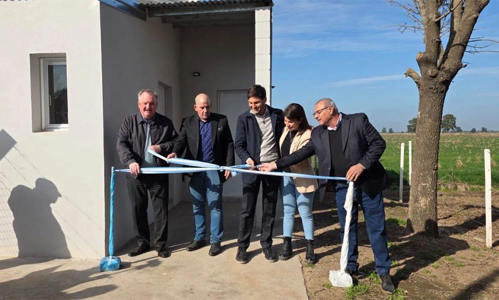 En Colonia Ana se inauguraron las nuevas canchas de bochas y los sanitarios del sector de la pileta