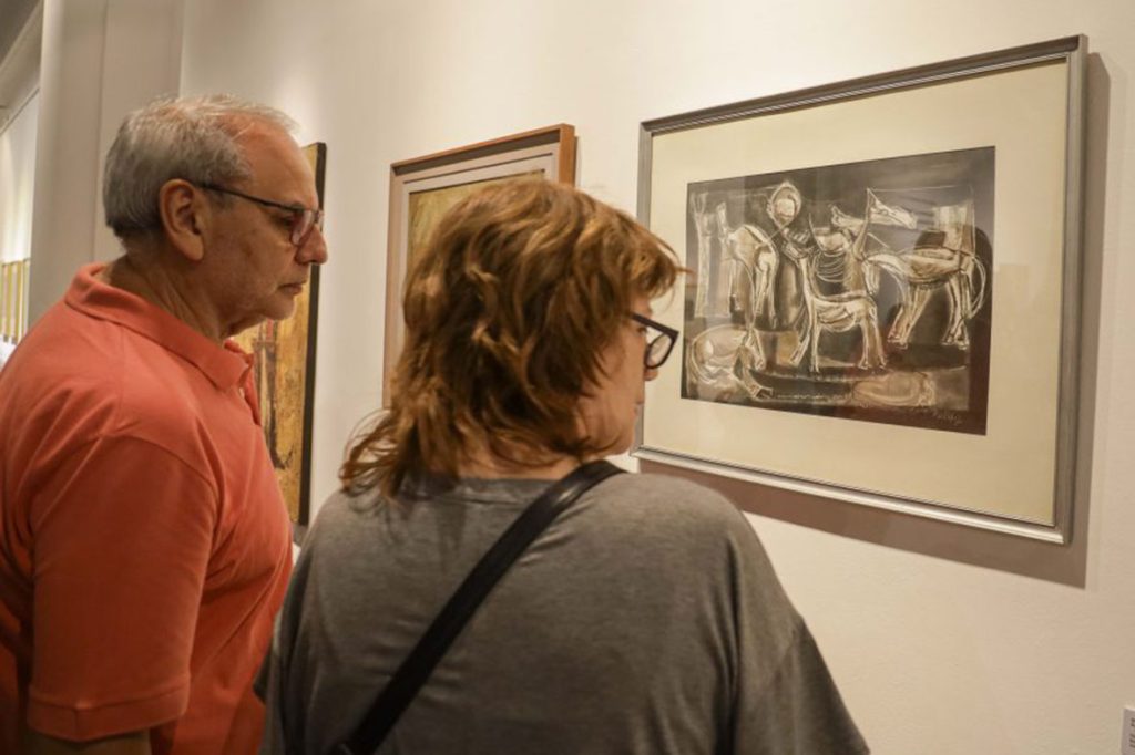La muestra “Mujeres cargadas de futuro” rescata a artistas santafesinas de los años 60