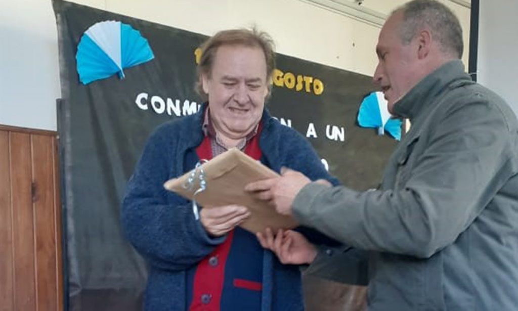 La comuna de Naré realizó un acto en homenaje al Dr. Ernesto Berraz