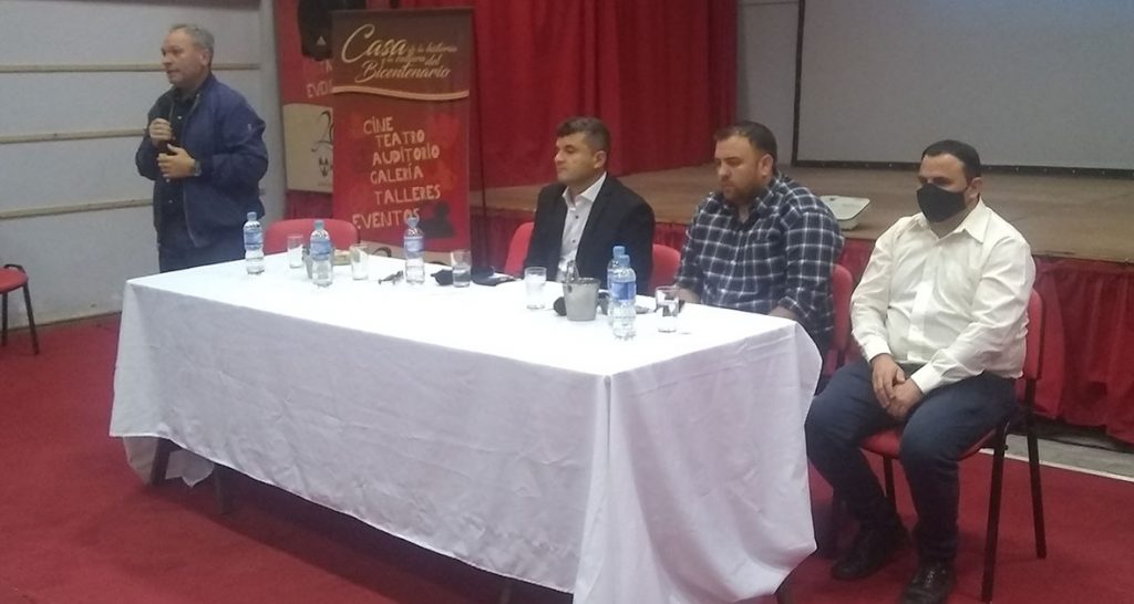 En Laguna Paiva presentaron el programa “Te Sumo” para jóvenes desempleados