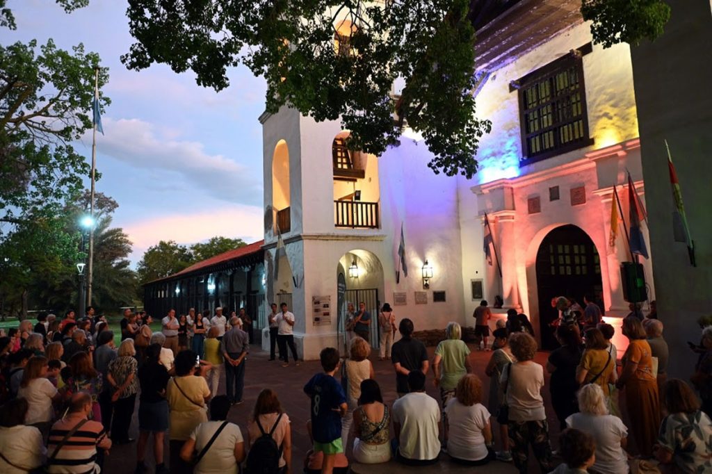 Más de 250 personas disfrutaron del paseo guiado “Donde nació la ciudad. Entre la Fe y la Fundación”