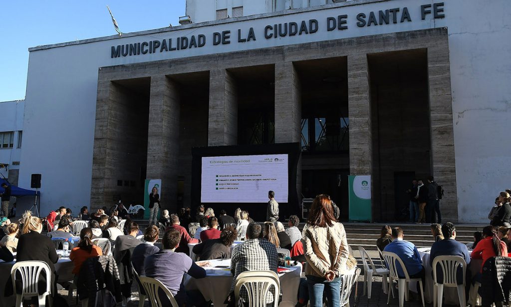 La municipalidad de Santa Fe invitó a pensar en una ciudad con el peatón como protagonista