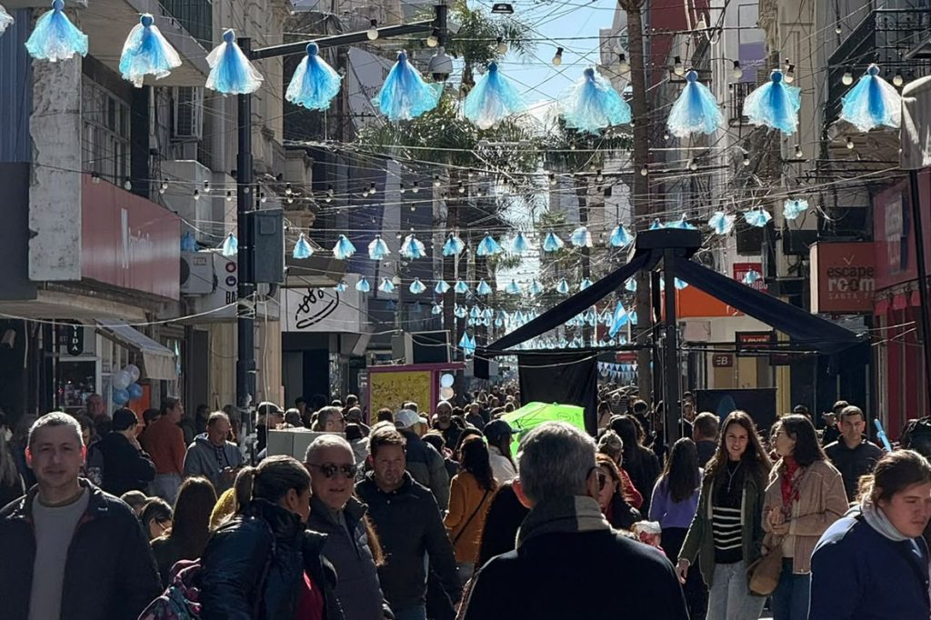 La capital provincial cerró un semestre con más turismo y un impacto económico de 22 mil millones de pesos