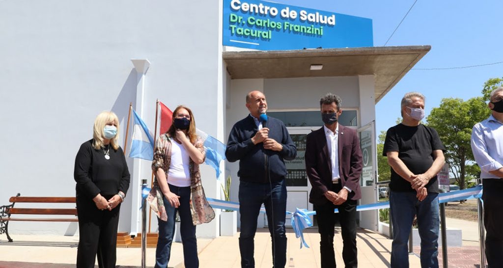 Perotti inauguró y anunció obras en localidades de los departamentos Castellanos y Las Colonias