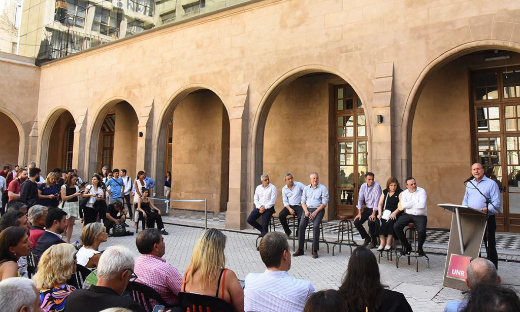 Construirán ocho nuevas escuelas técnicas en distintas localidades del territorio santafesino