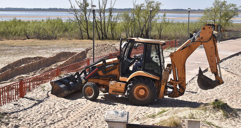 La municipalidad de Santa Fe acondiciona playas y parques para la temporada estival