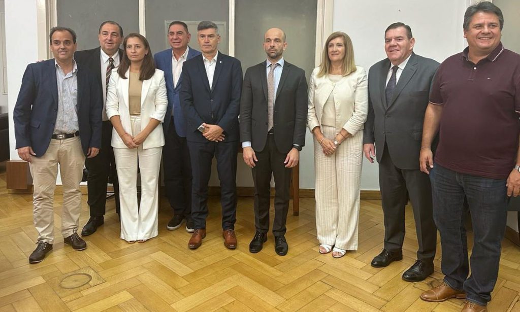 Intendentes de varias provincias argentinas declararon la emergencia en el transporte urbano de pasajeros