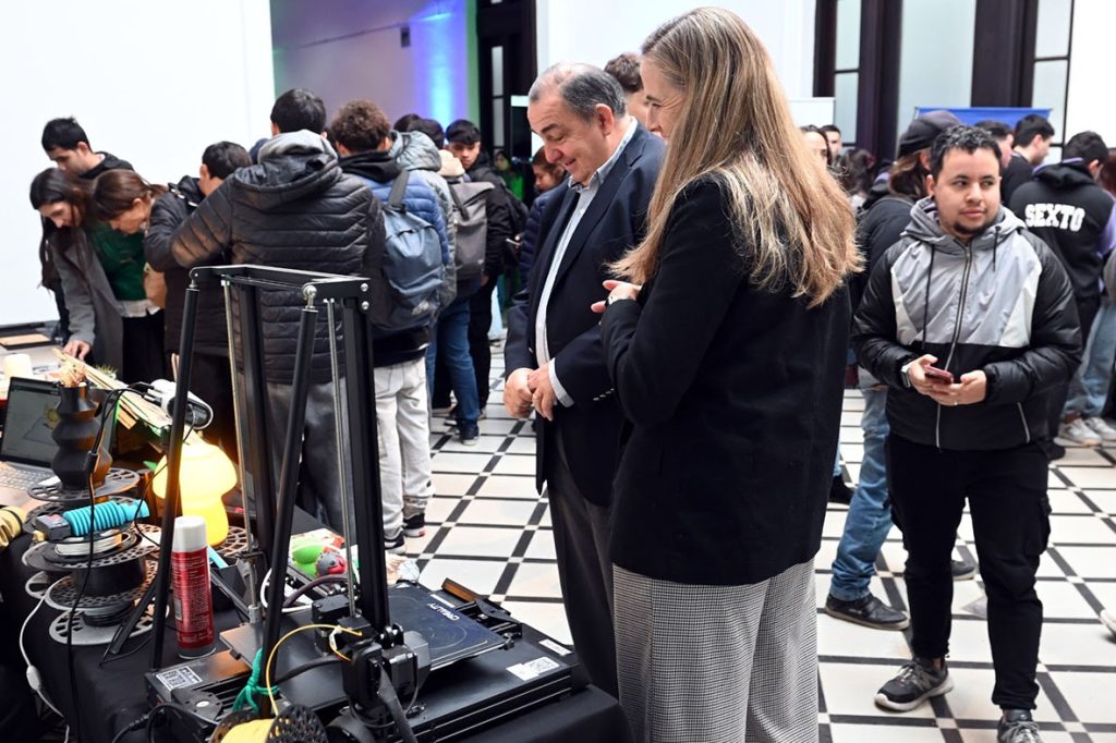 La tercera edición Tendencias TECH reunió a cerca de 50 expositores