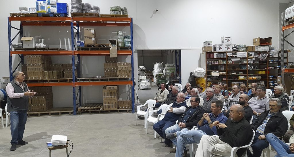 En Franck se realizó una reunión informativa de Unión Solidaria con productores asociados