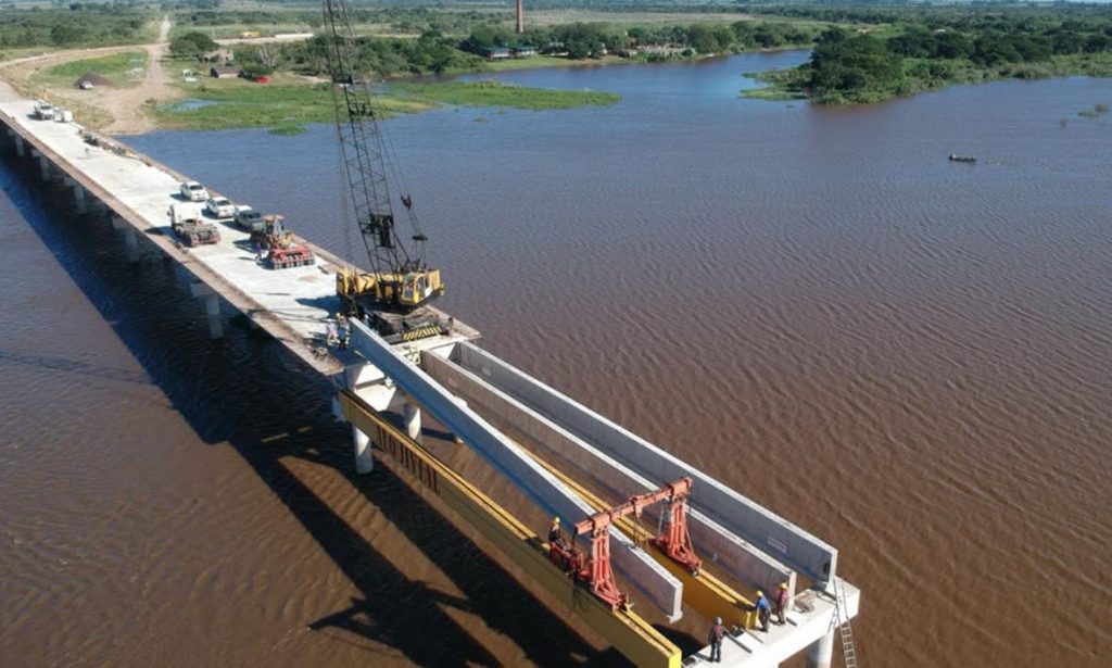 Comenzó la etapa final del nuevo puente provincial “Paraná Miní” que conectará Villa Ocampo con Bella Vista