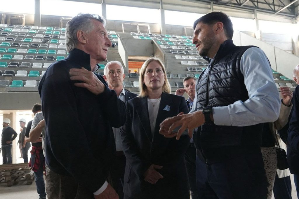 Pullaro y Macri recorrieron las obras del Estadio Multipropósito de Santa Fe para los Juegos Suramericanos