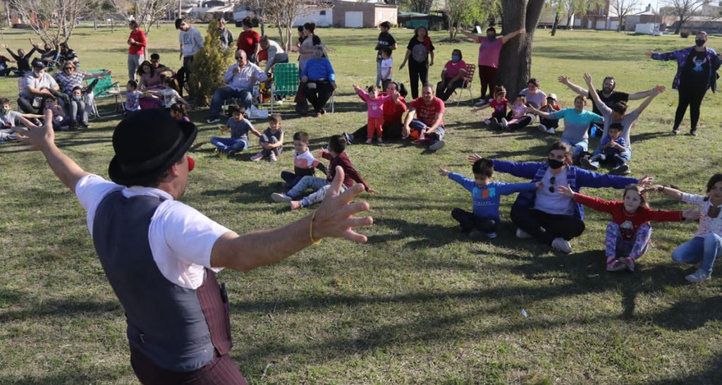 En Recreo hubo veinticinco espectáculos circenses y mucha alegría para festejar el mes del niño