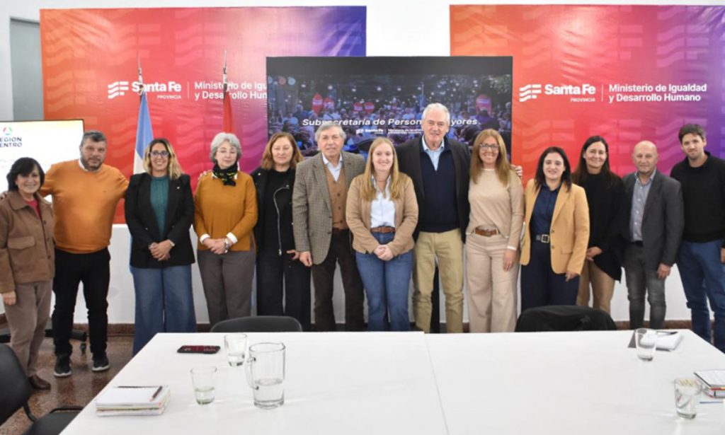 Santa Fe, Córdoba y Entre Ríos avanzan en una agenda común para fortalecer las políticas destinadas a personas mayores