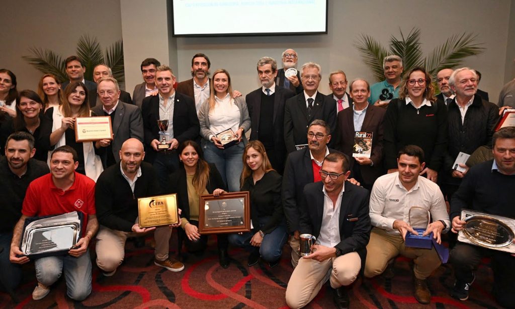 El RENATRE recibió en Palermo el premio al stand que “mejor transmite los valores humanos”