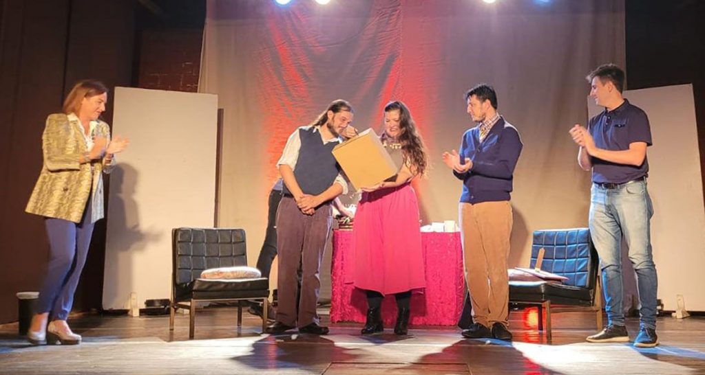 En la ciudad de San Cristóbal se presentó con éxito la obra teatral “Terapia” de Martín Giner