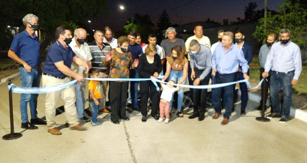 En San Cristóbal habilitaron nuevas cuadras de pavimento urbano