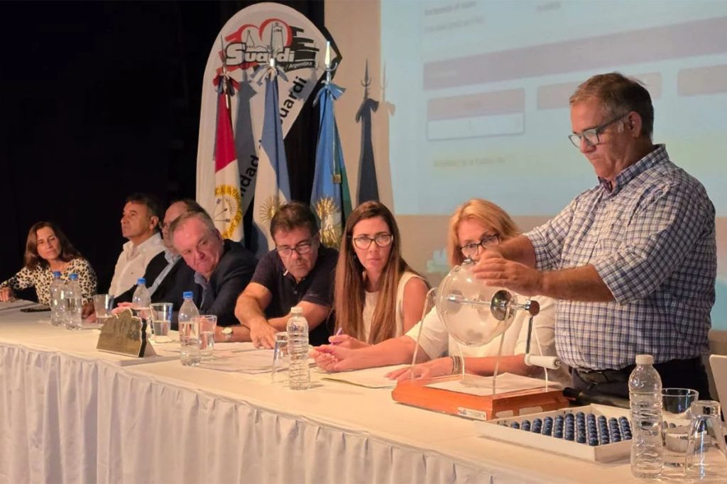 En Suardi se realizó el sorteo de 24 viviendas provinciales con administración municipal