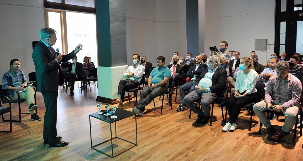 La municipalidad de Santa Fe y tres universidades presentaron el diagnóstico del transporte público de pasajeros