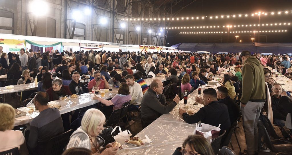 La 29° Fiesta de las Colectividades en Santa Fe Capital convocó más de 30 mil personas