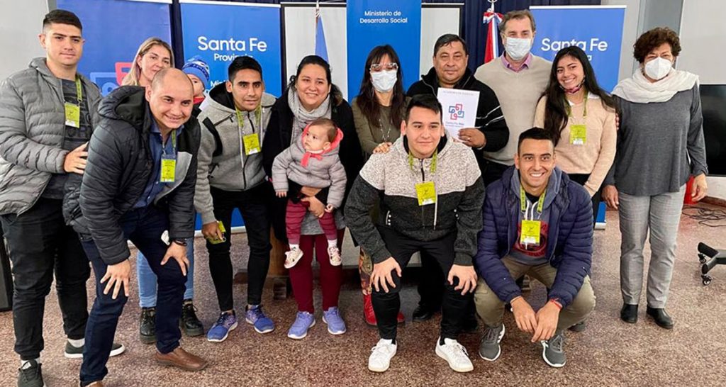 A través de Santa Fe Más, unos 120 jóvenes de la capital provincial y la región se capacitaron en oficios