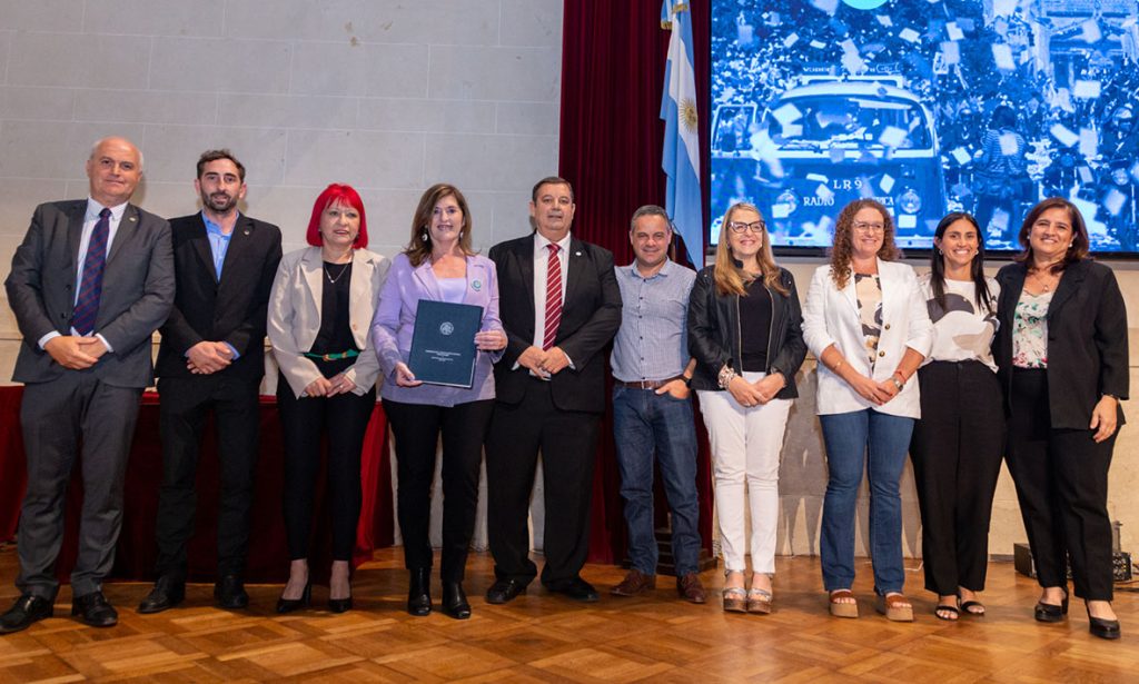 La UNL desarrolló el último acto que puso fin a su agenda por los 40 años de Democracia