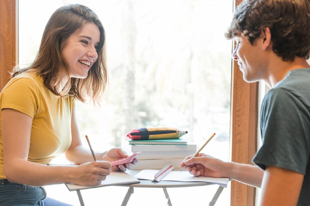 La UNL ofrece una nueva propuesta de formación en salud mental de los adolescentes