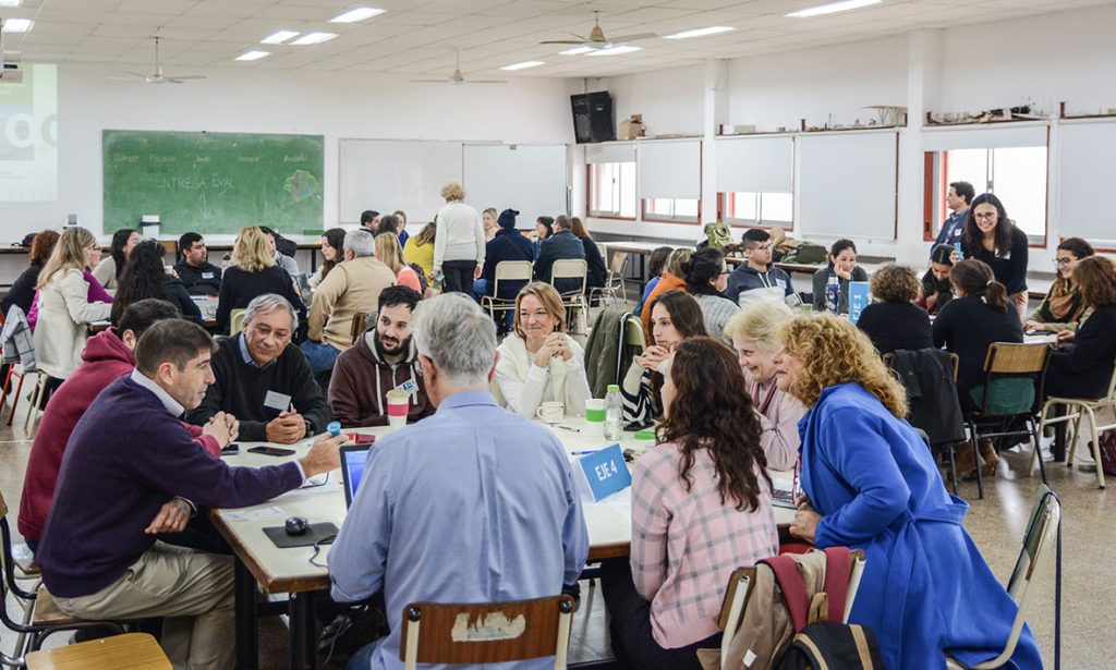 La Comunidad UNL se reunió para proyectar futuros posibles para la ciudad de Santa Fe