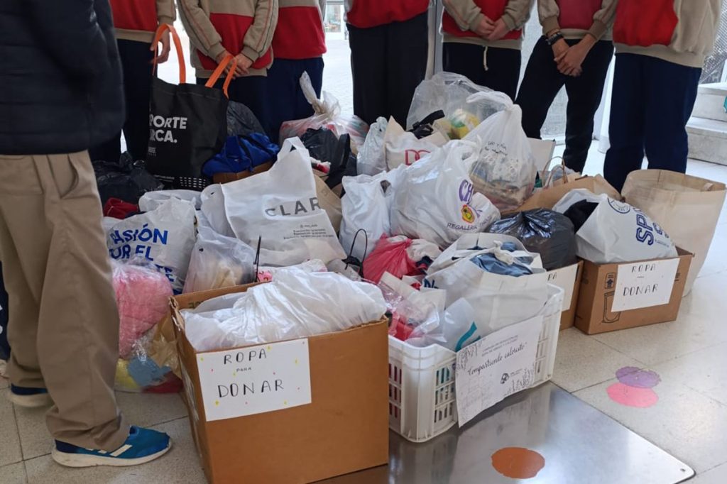 La Universidad Nacional del Litoral lanza una nueva campaña de donación de ropa de invierno 2026