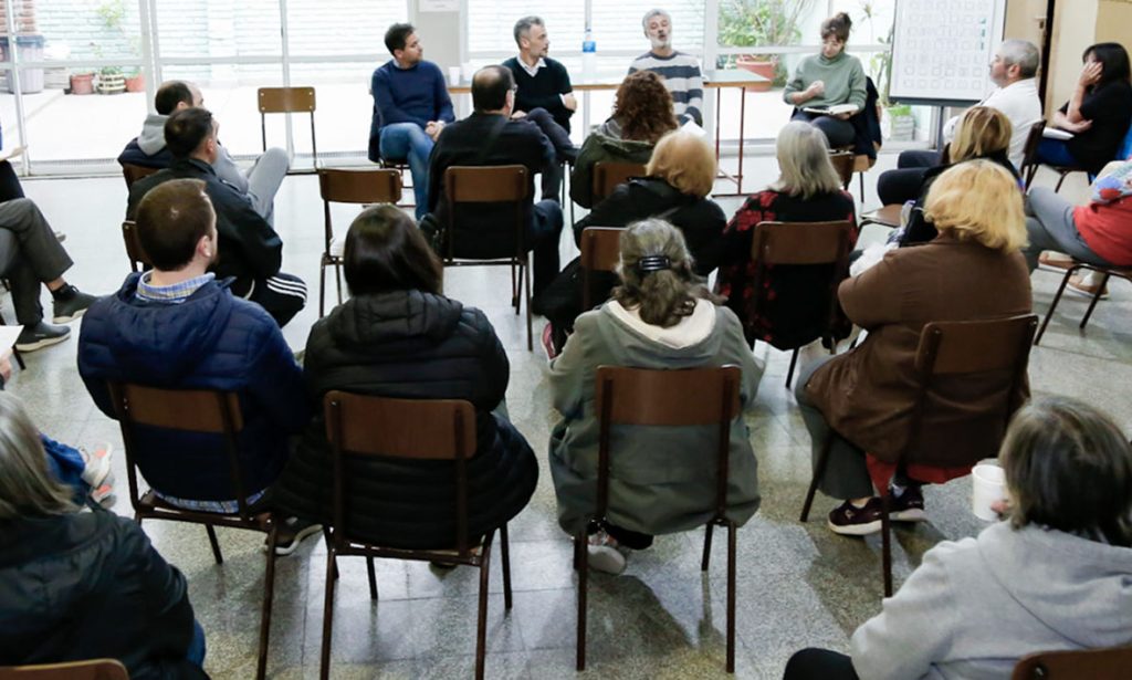 Se brindaron detalles sobre obras de iluminación en tres barrios de la ciudad de Santa Fe