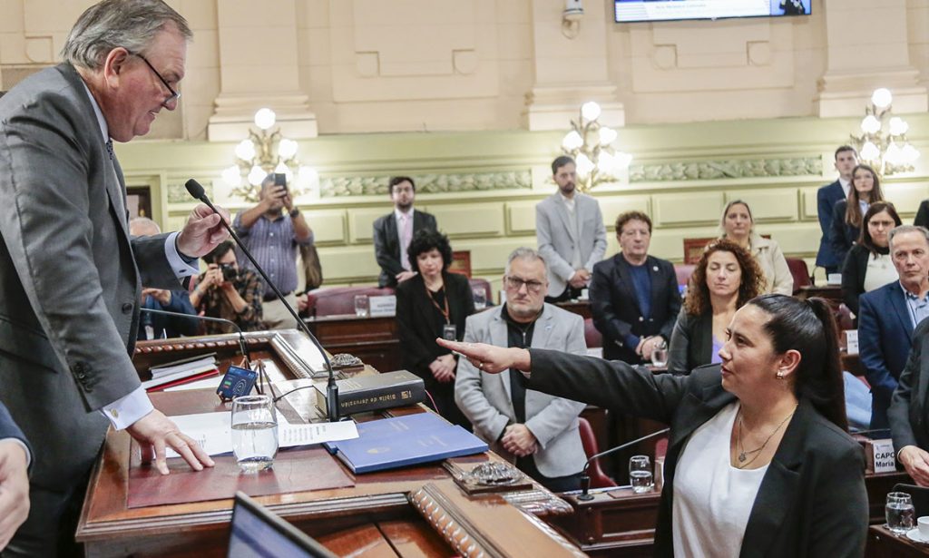 Verónica Colombo juró como convencional reformadora en reemplazo de la fallecida “Locomotora” Oliveras